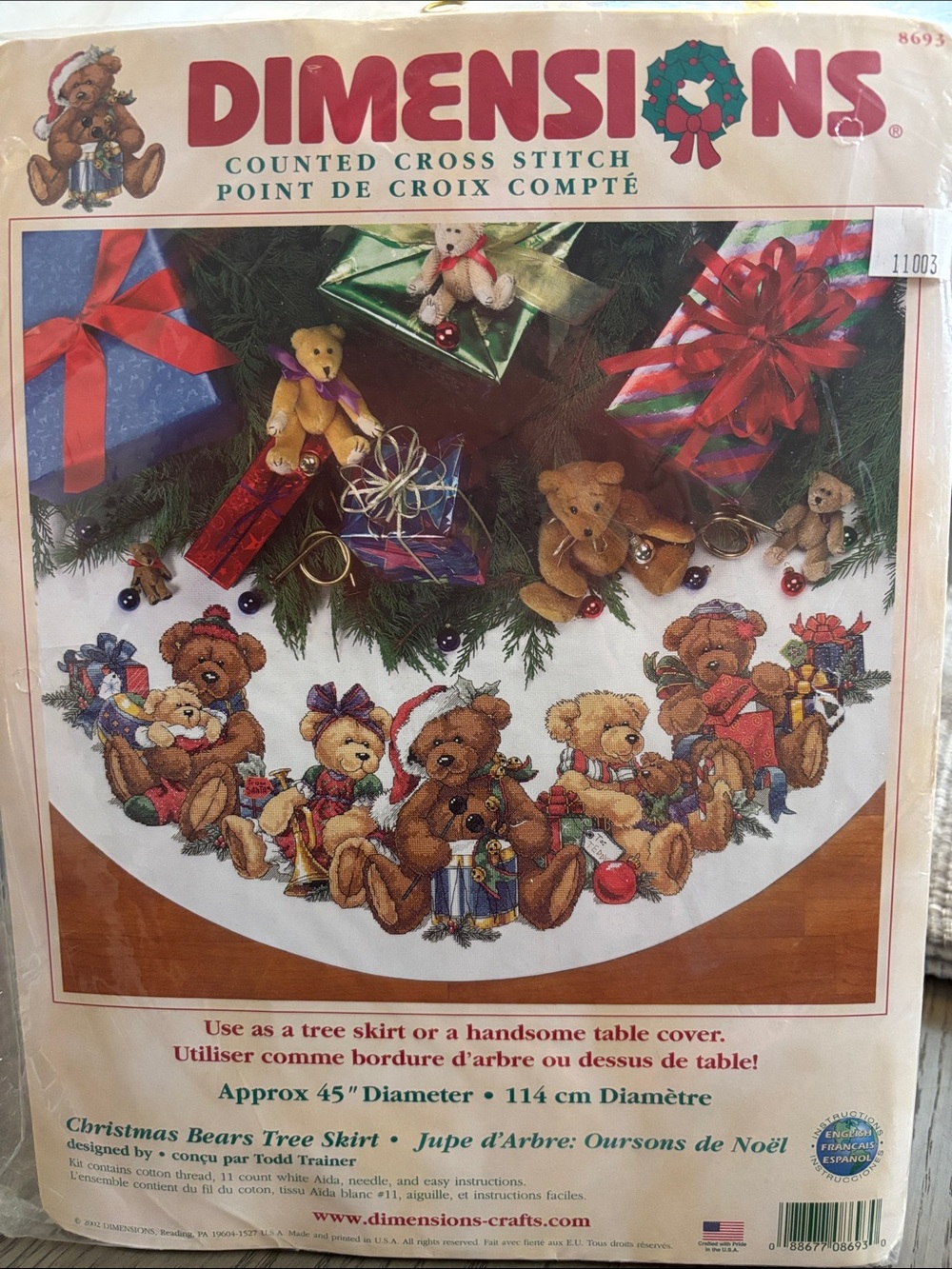 Dimensions Christmas Bears Tree Skirt – Brown Multi Teddy Design